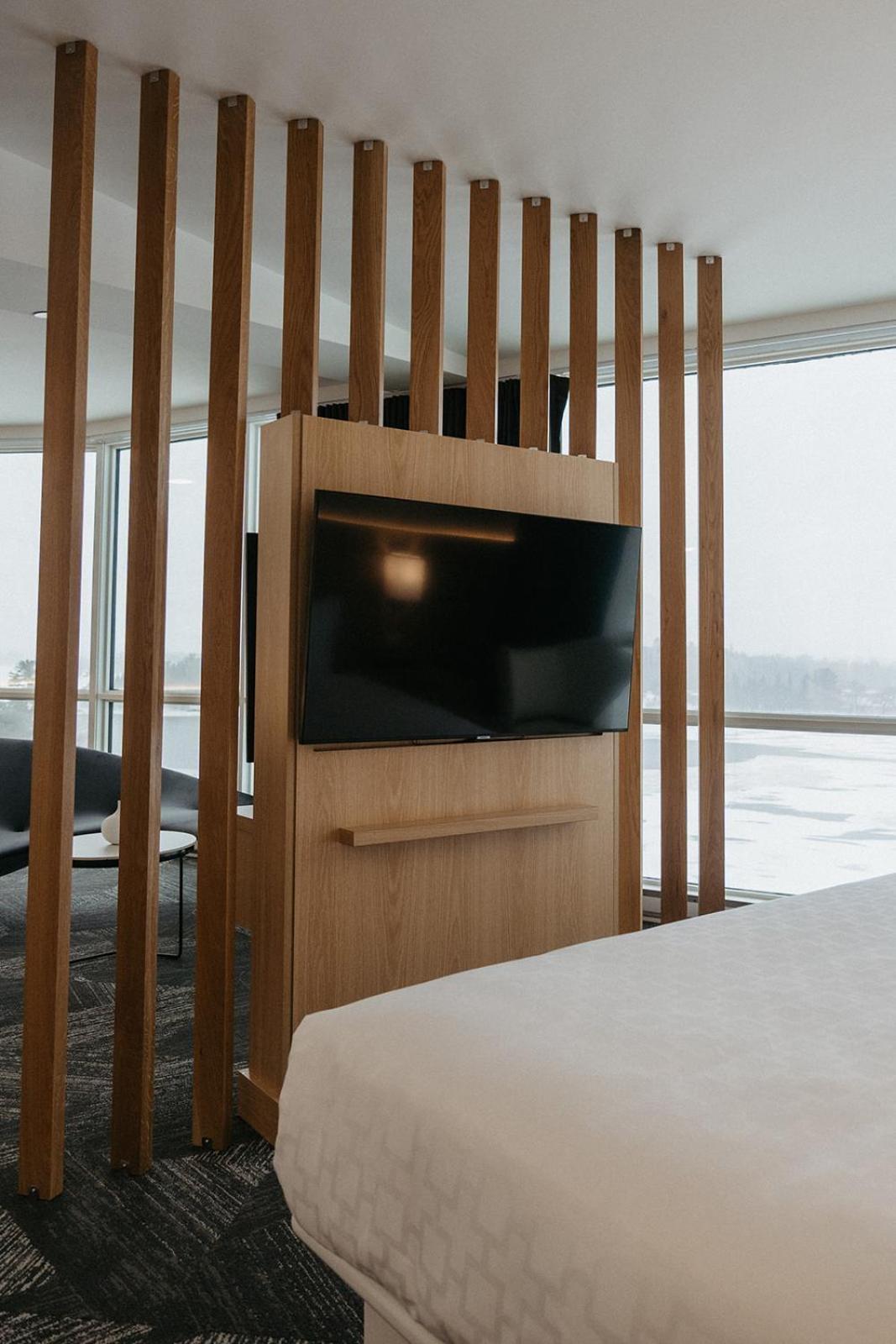 Clarion Lakeside & Conference Centre Inn