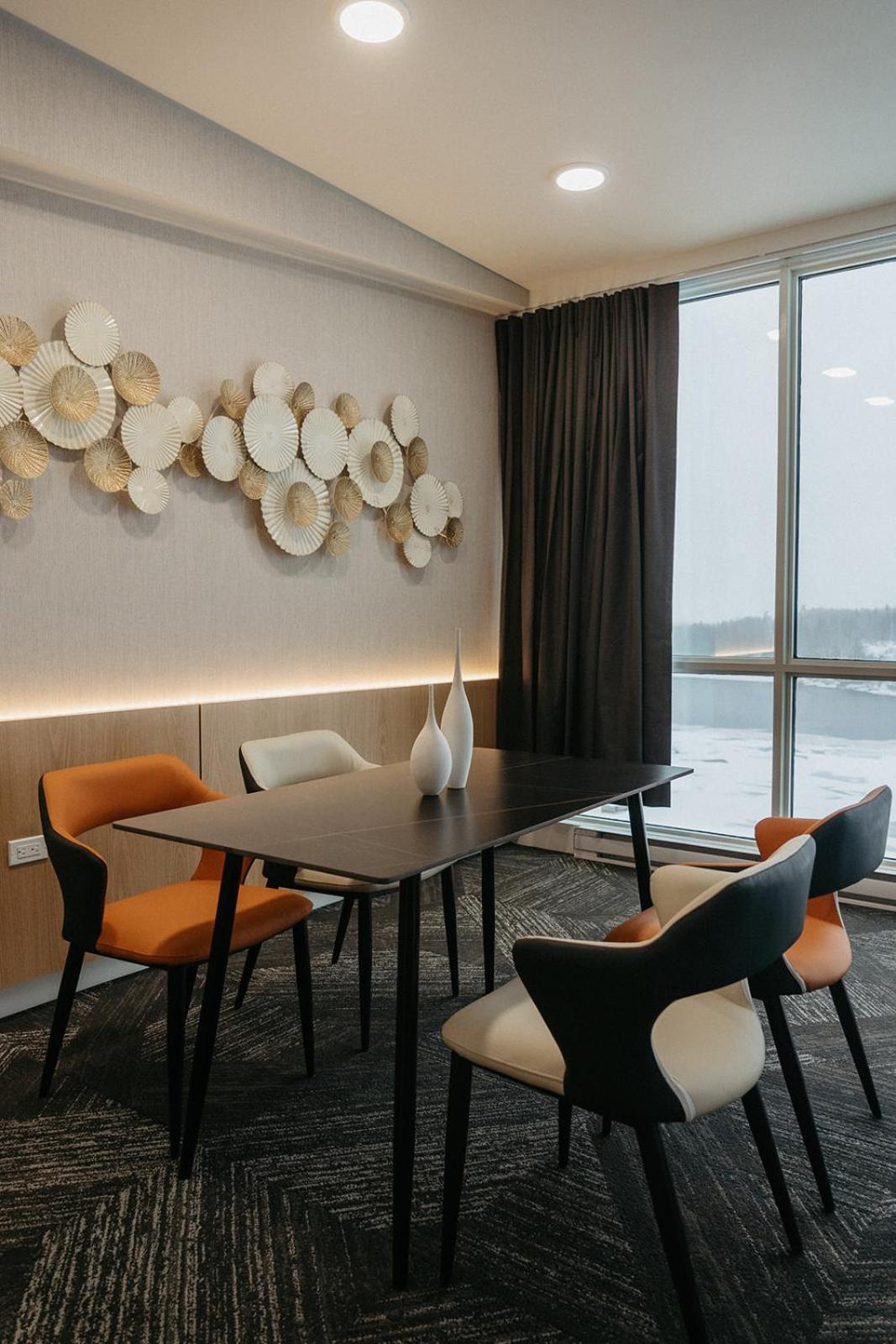 Clarion Lakeside & Conference Centre Inn Kenora