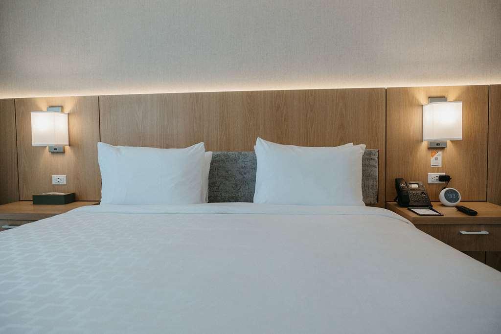Inn Clarion Lakeside & Conference Centre
