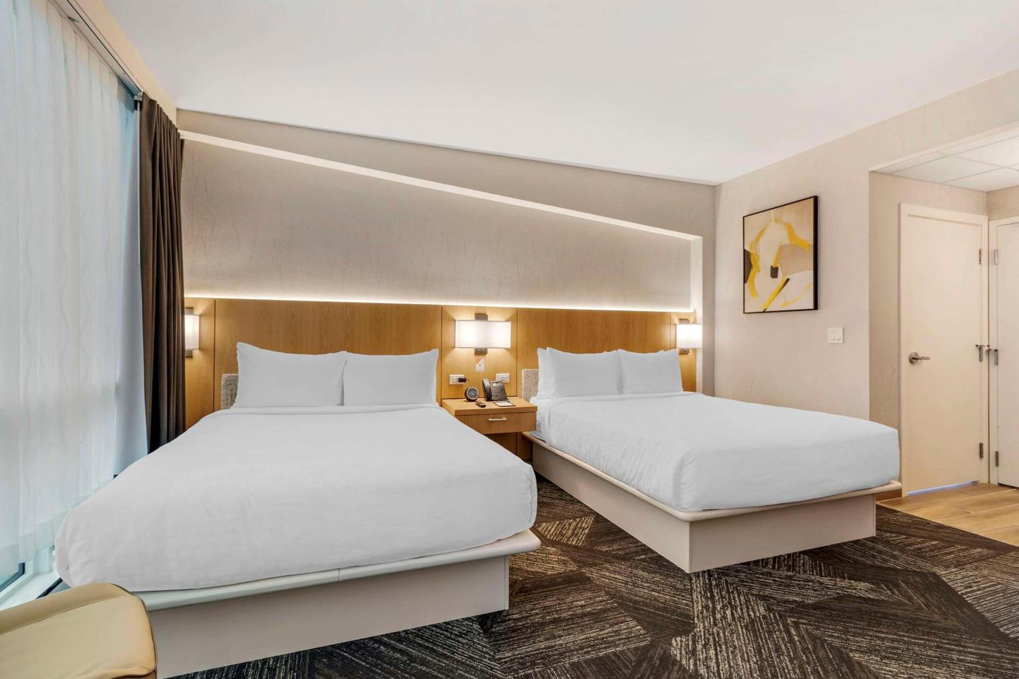 Clarion Lakeside & Conference Centre Inn