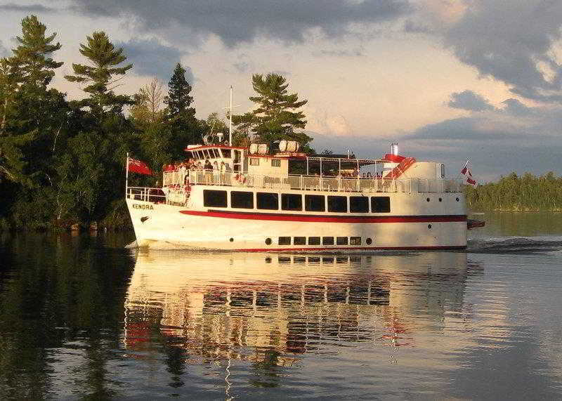 Clarion Lakeside & Conference Centre Inn 3*