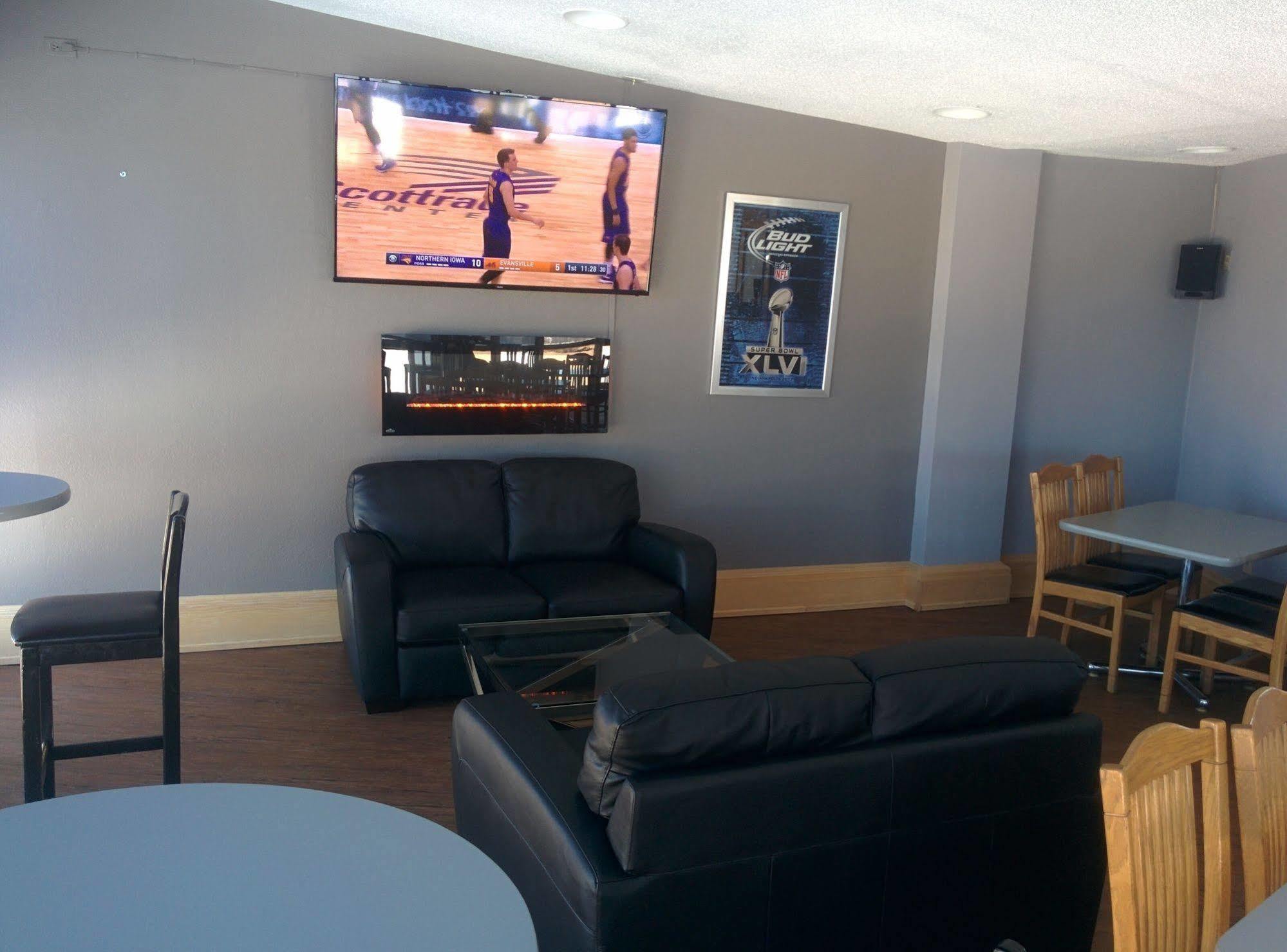 Clarion Lakeside & Conference Centre Inn