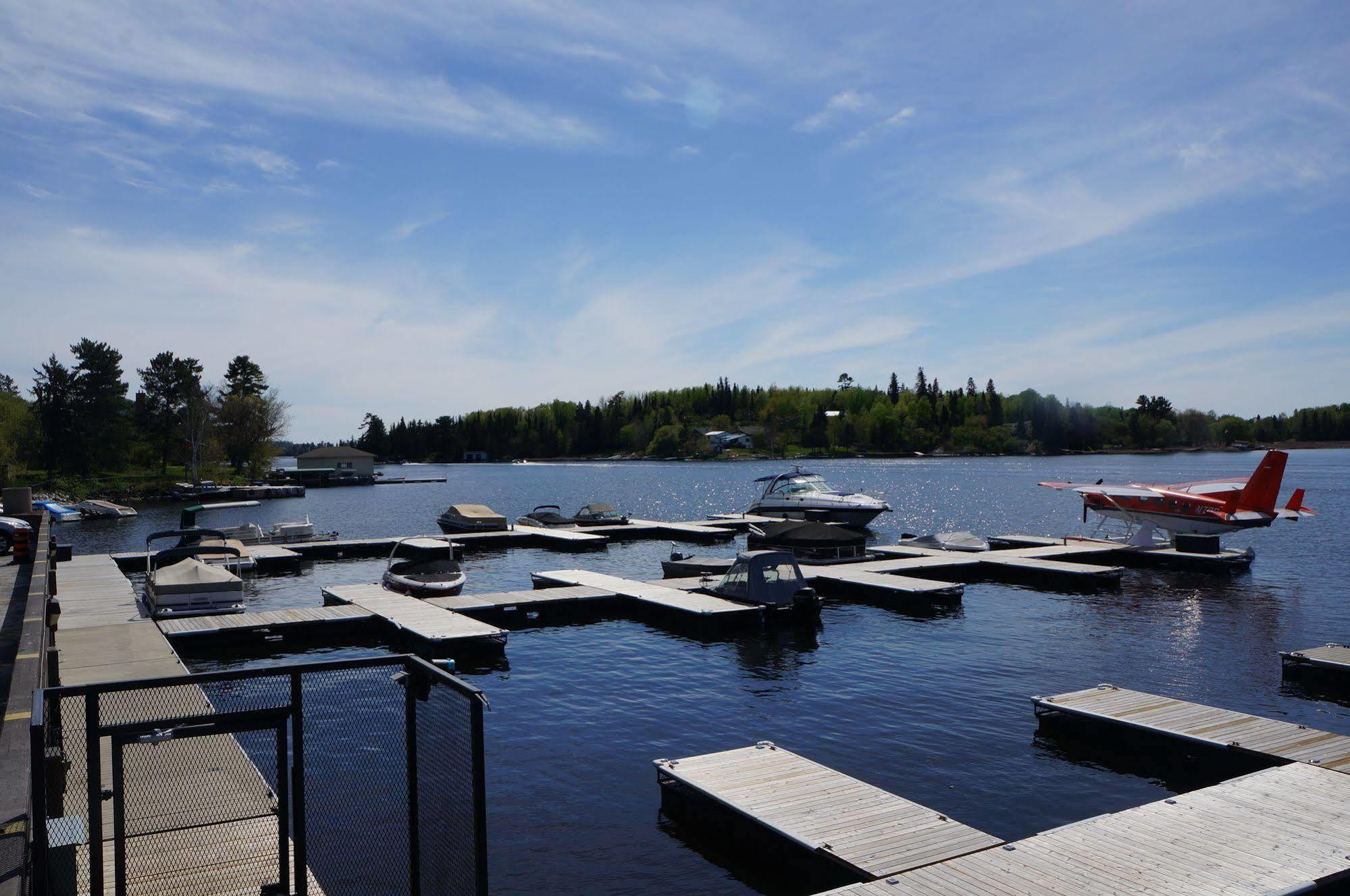 Clarion Lakeside & Conference Centre 3*