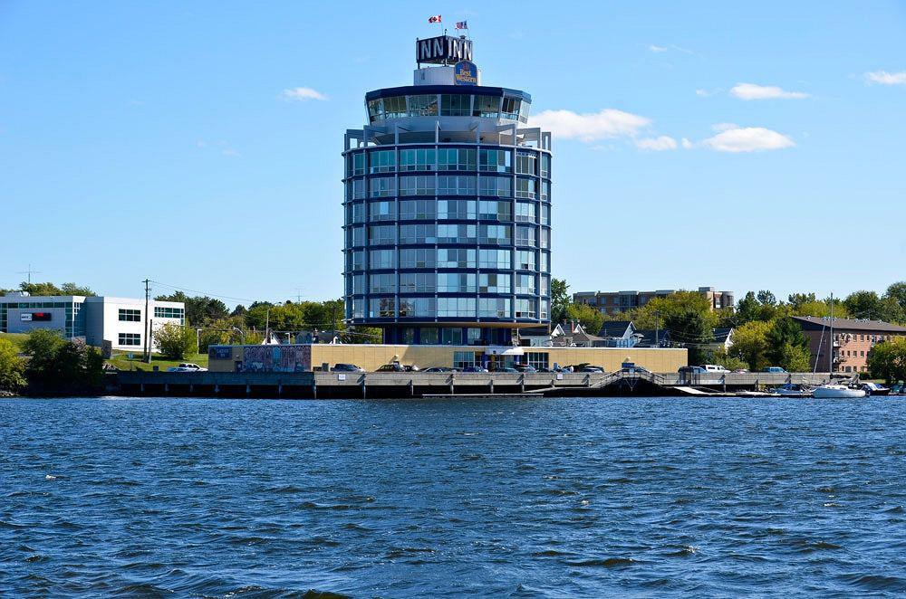 Clarion Lakeside & Conference Centre